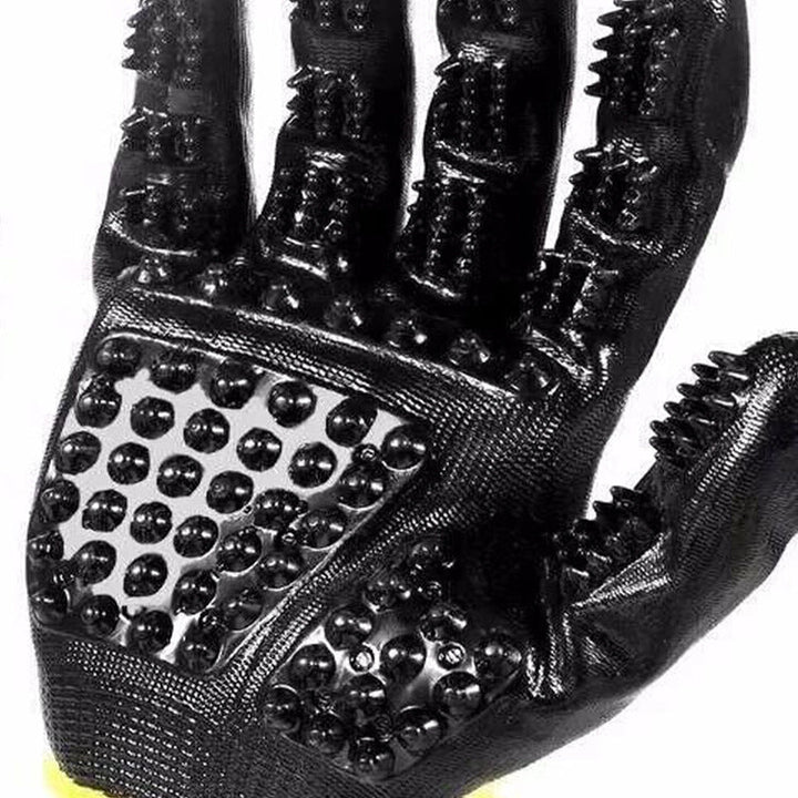 Transform Your Pet Grooming Routine with Our Pet Hair Grooming Glove