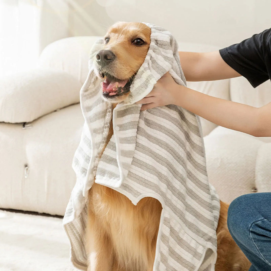 Ultra-Absorbent Quick-Dry Pet Bath Towel for All Sizes