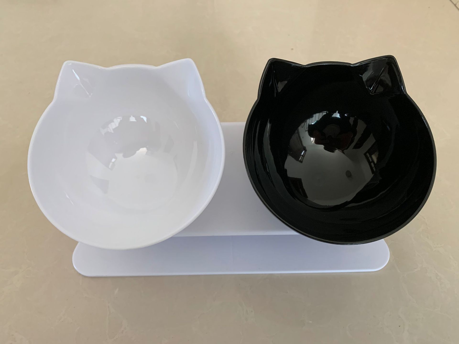 Adjustable Small Animal Feeding Bowl