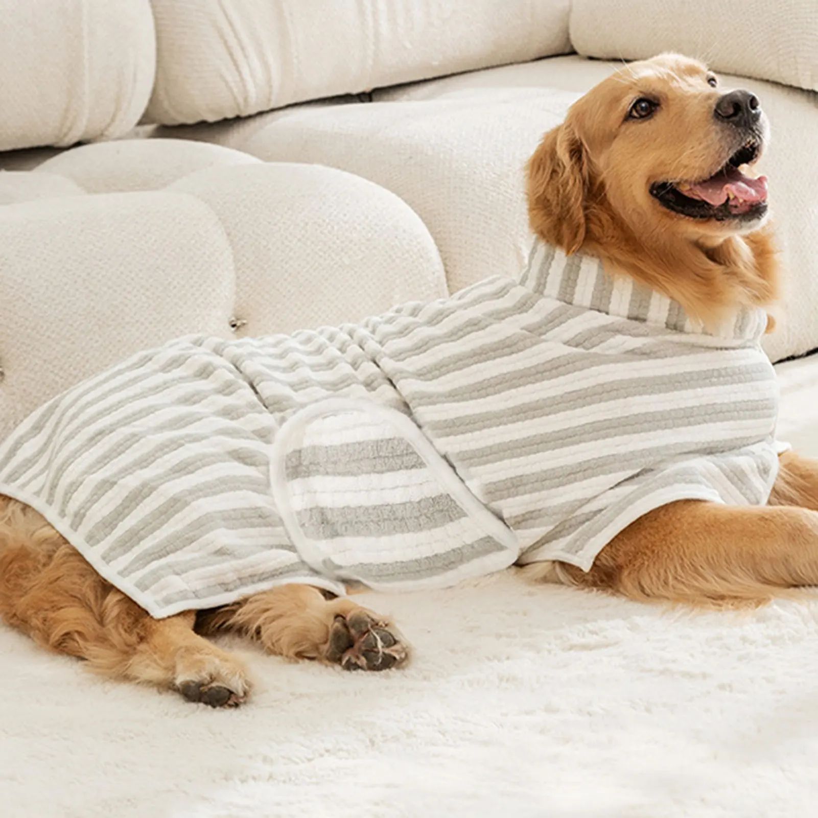 Ultra-Absorbent Quick-Dry Pet Bath Towel for All Sizes