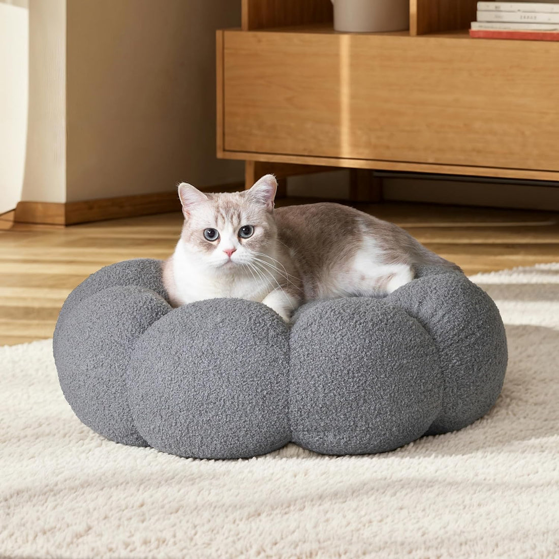 Fluffy Calming Plush Donut Pet Bed